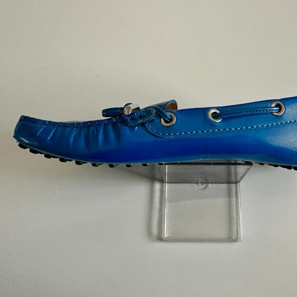 Tod's Electric Blue Patent Leather Bow Gommino Driving Shoes - Picture 5 of 10
